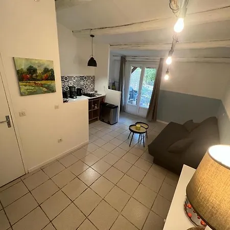 Дом отдыха 8-gite 5 Personnes Avec Piscine
